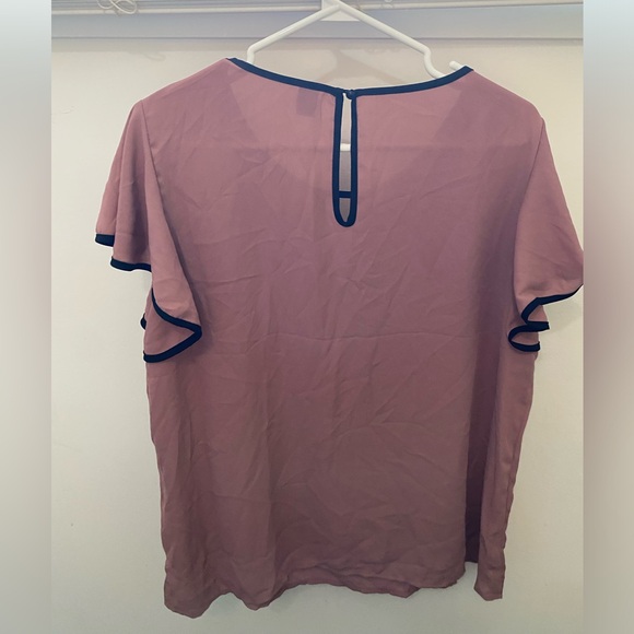 SHEIN Curve Blouse - Picture 3 of 4